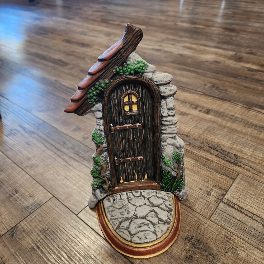 Ceramic small fairy door X